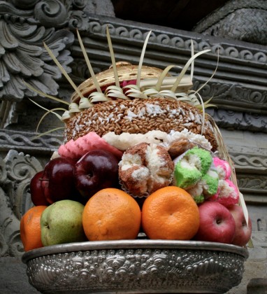 Bali-Offering-Bev-Dunbar-The-Gilded-Image