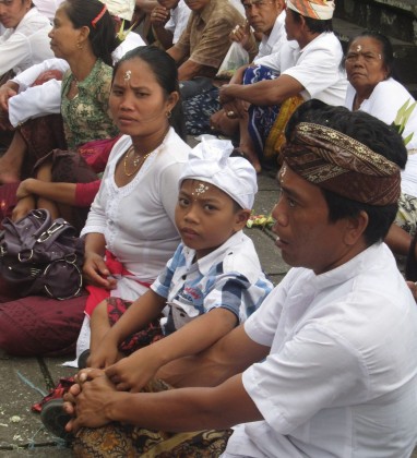Balinese Family Family at Besakih Ceremony Bev Dunbar The Gilded Image