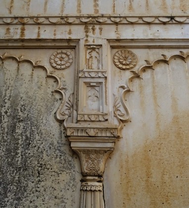Bas Relief Column City Palace Udaipur Bev Dunbar The Gilded Image