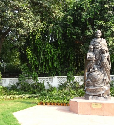 DELHI Gandhi Assassination Site 3 Bev Dunbar The Gilded Image