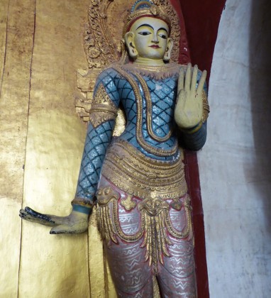 Dama Yan Gyi Pagoda guardian statue (largest in Bagan) © Bev Dunbar The Gilded Image