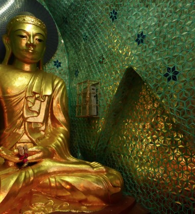 Gilded Buddha closeup Shwe Dagon Yangon © Bev Dunbar The Gilded Image