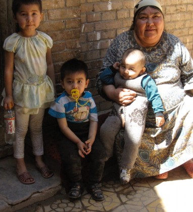 Kashgar Family Bev Dunbar The Gilded Image