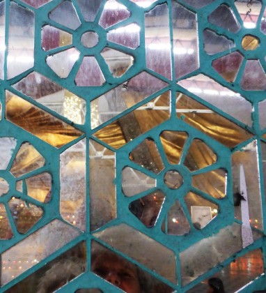 Mirror Mosaic closeup © Bev Dunbar The Gilded Image