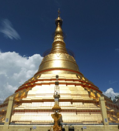 Superb gilded pagoda Bev Dunbar The Gilded Image