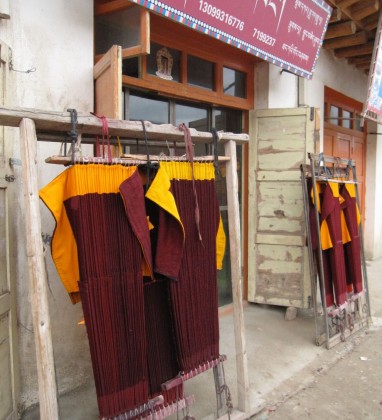 Xiahe monks robes Bev Dunbar The Gilded Image